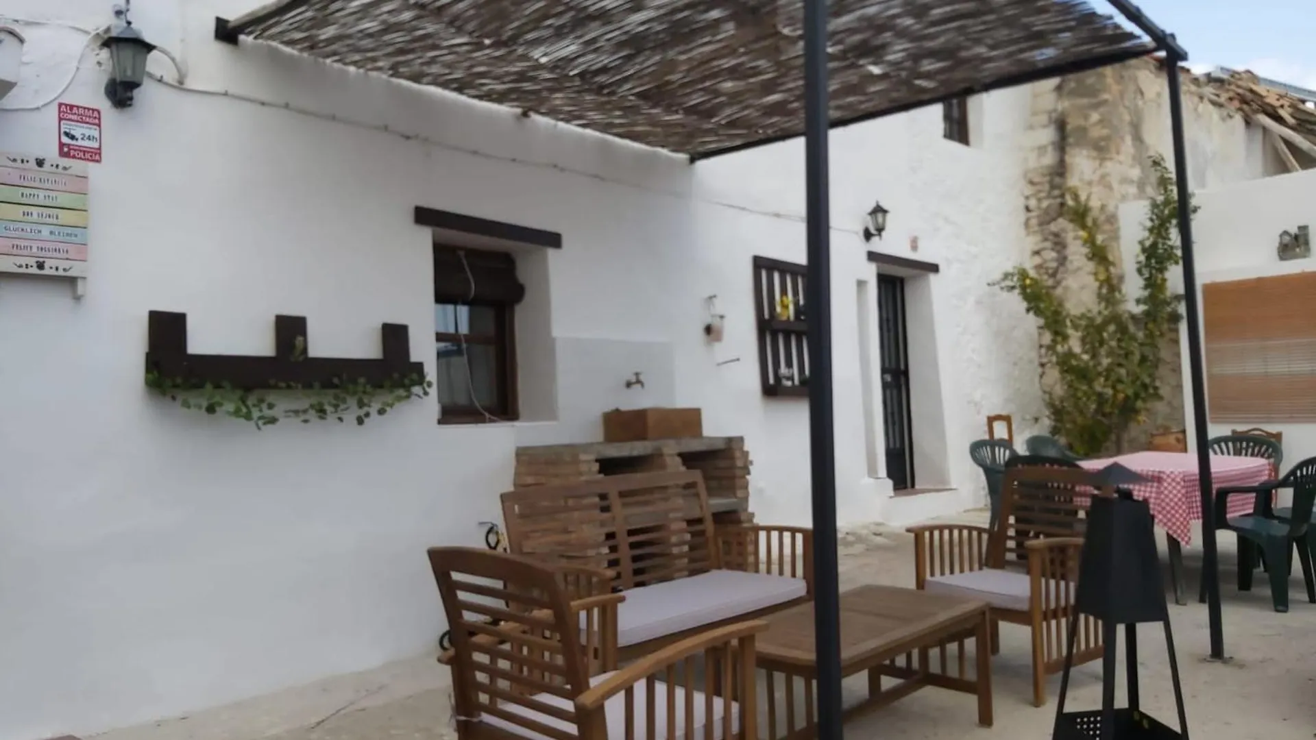 Casa Rural En Granada Con Chimenea, Piscina Privada Y Barbacoa 