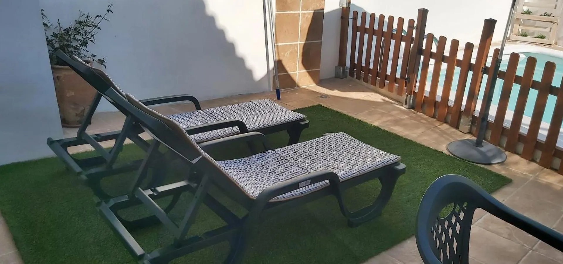 Casa Rural En Granada Con Chimenea, Piscina Privada Y Barbacoa 
