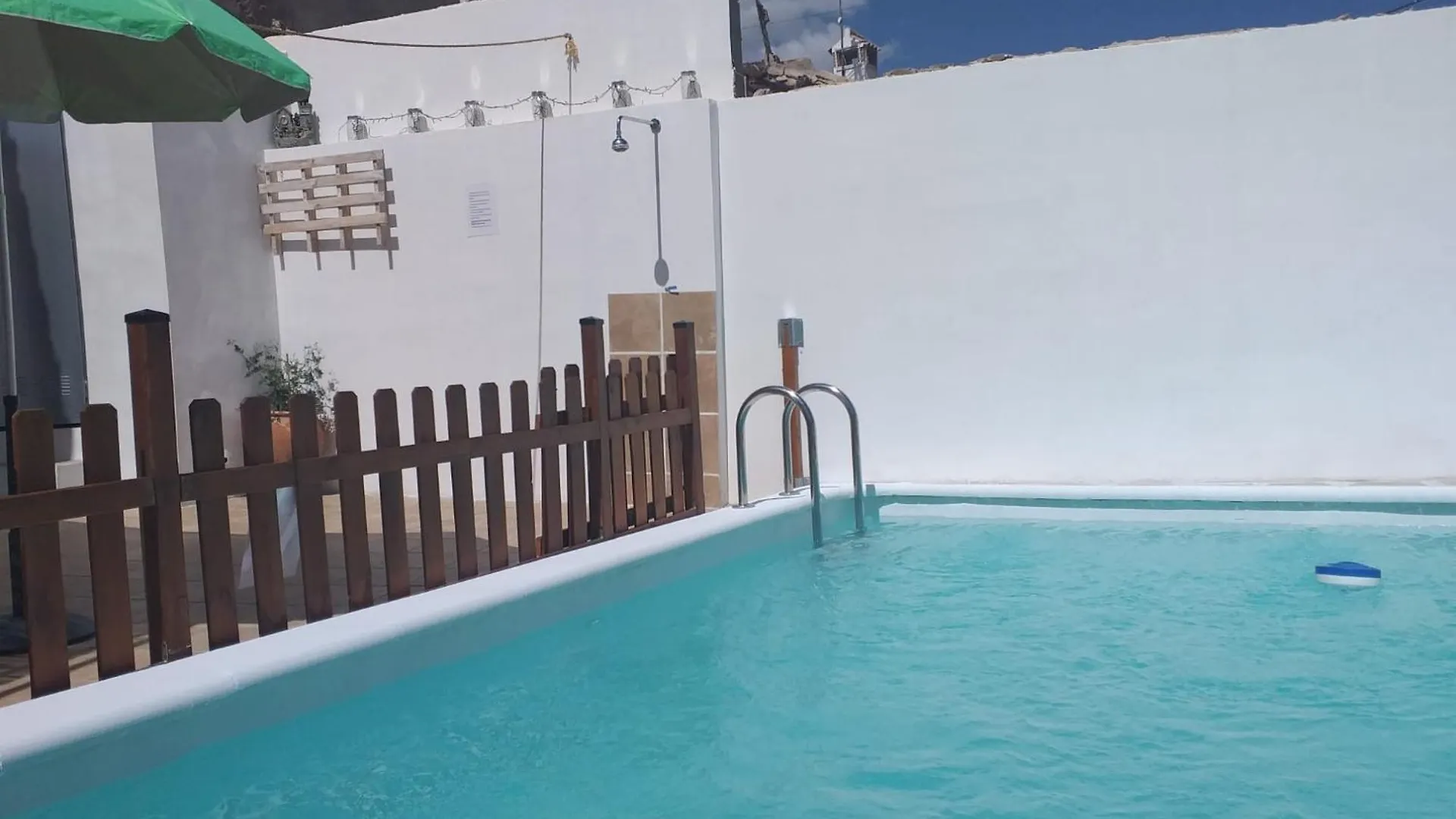 Holiday home Casa Rural En Granada Con Chimenea, Piscina Privada Y Barbacoa 