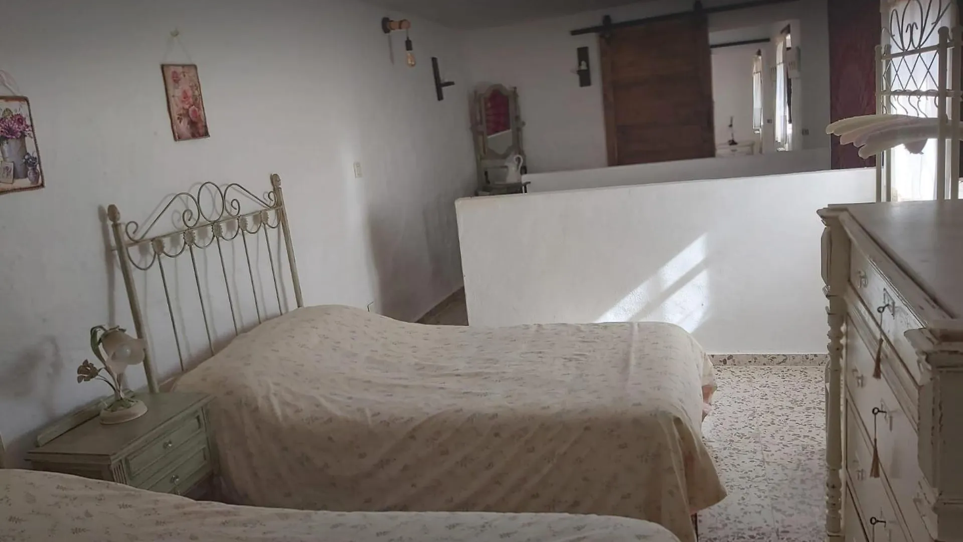 Casa Rural En Granada Con Chimenea, Piscina Privada Y Barbacoa 