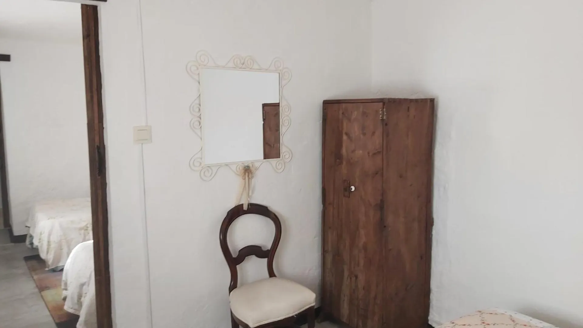 Casa Rural En Granada Con Chimenea, Piscina Privada Y Barbacoa 